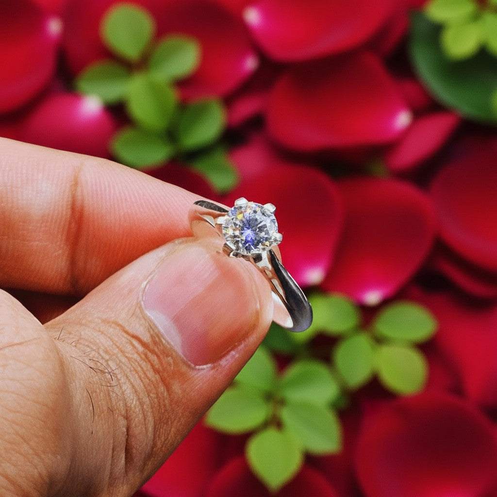 SilverStones.Pk ladies' 1 carat moissanite diamond ring in silver, showcasing a round brilliant cut stone set in a classic solitaire band.