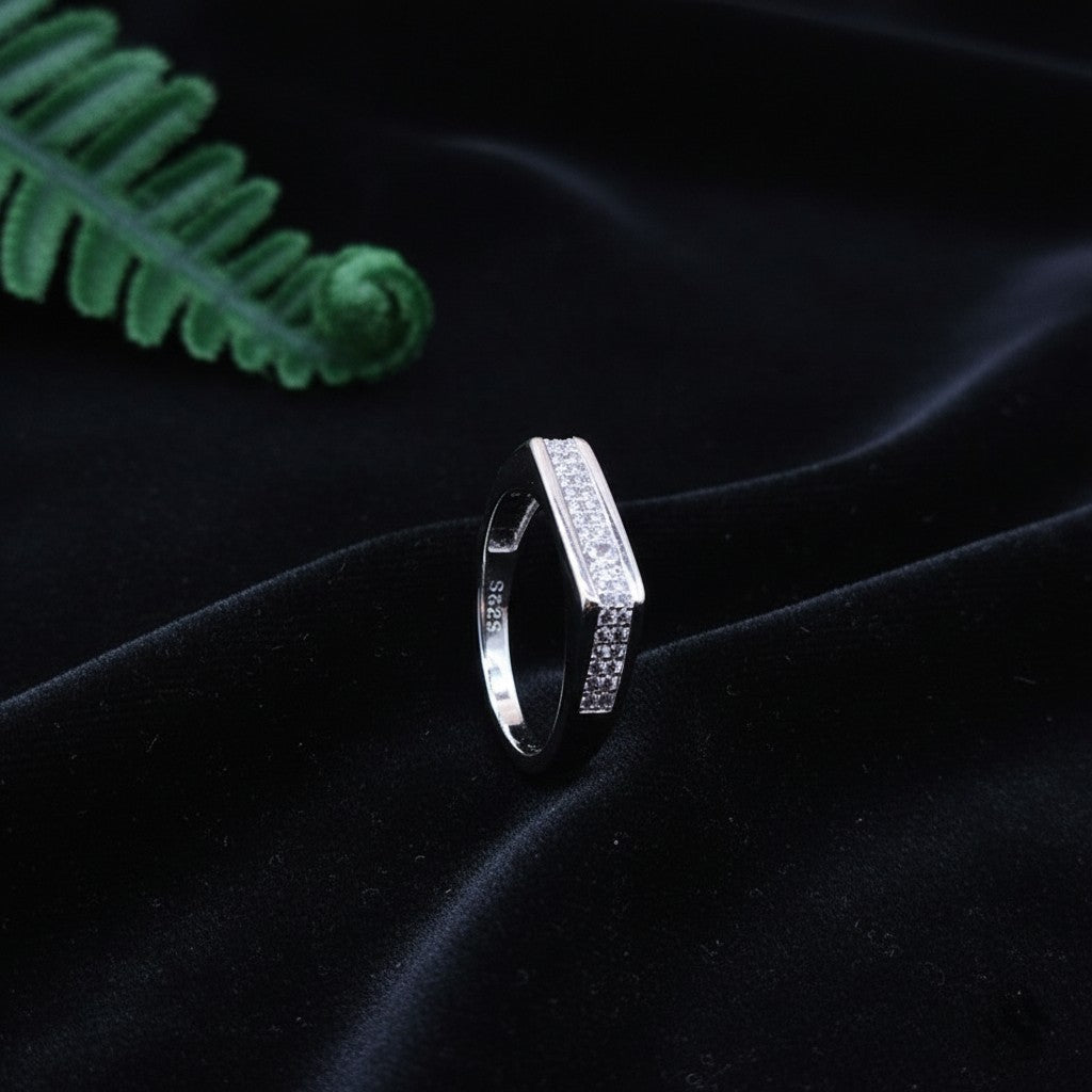 SilverStones.Pk 925 Sterling Silver Gents Ring with micro zircons. Italian craftsmanship.