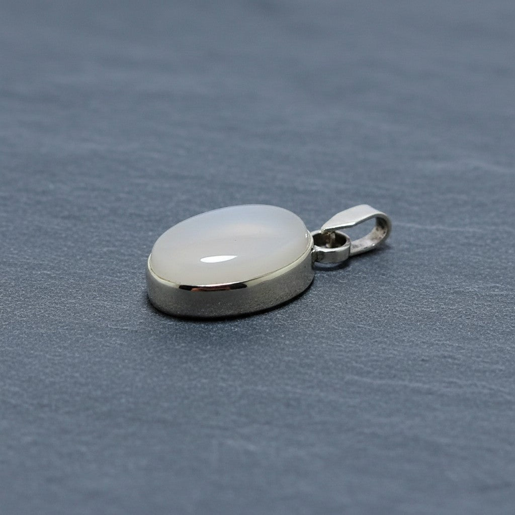 SilverStones.Pk handmade oval Dur E Najaf gemstone pendant set in sterling silver.