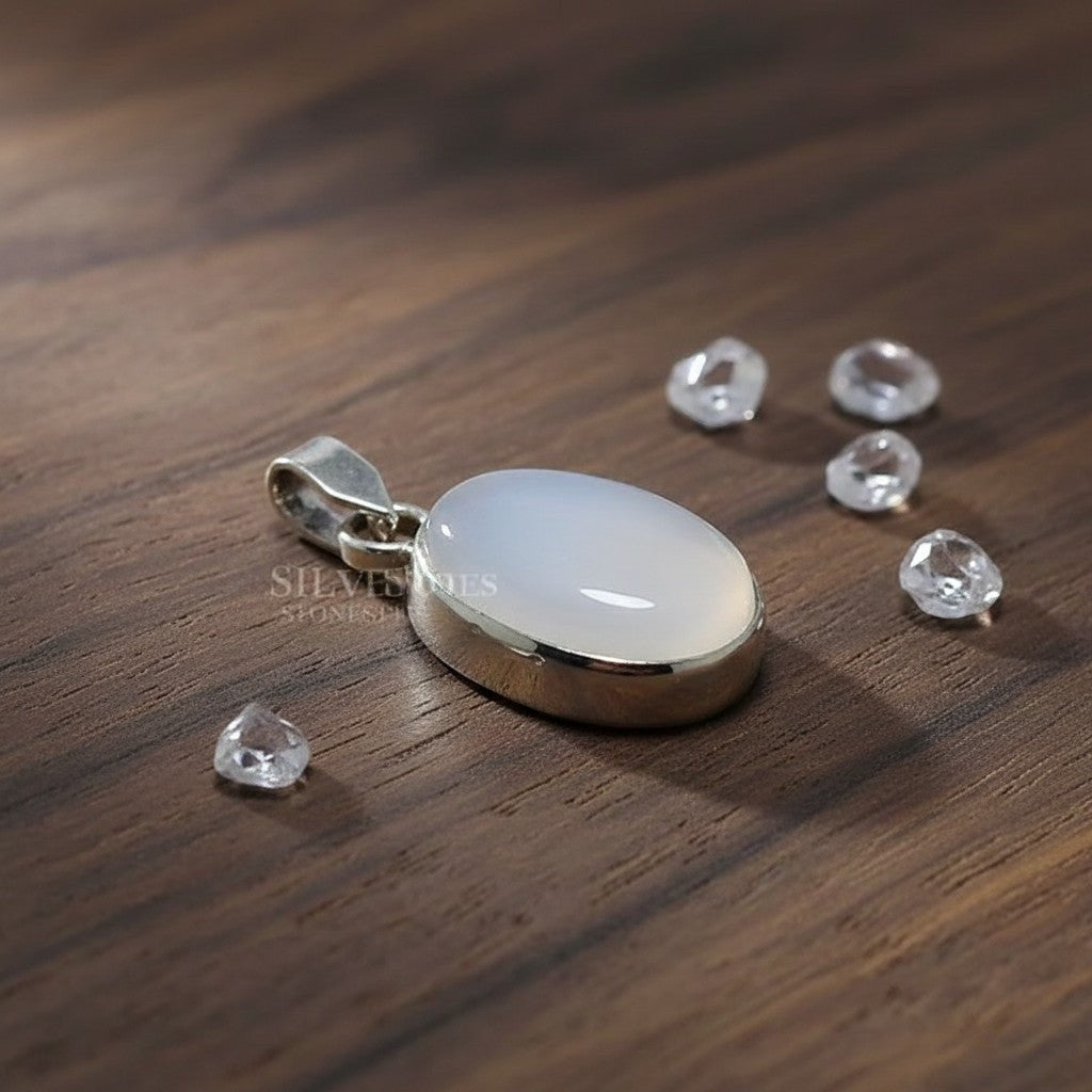 SilverStones.Pk handmade Dur E Najaf chandi pendant with a real high-quality Dur E Najaf gemstone.