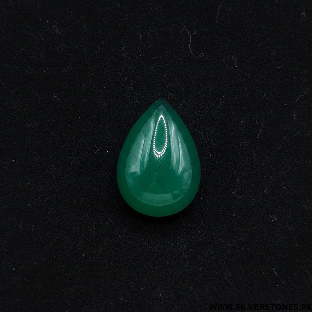 SilverStones.Pk real Yamni Aqeeq stone, teardrop shape, vibrant green, polished gemstone for jewelry.