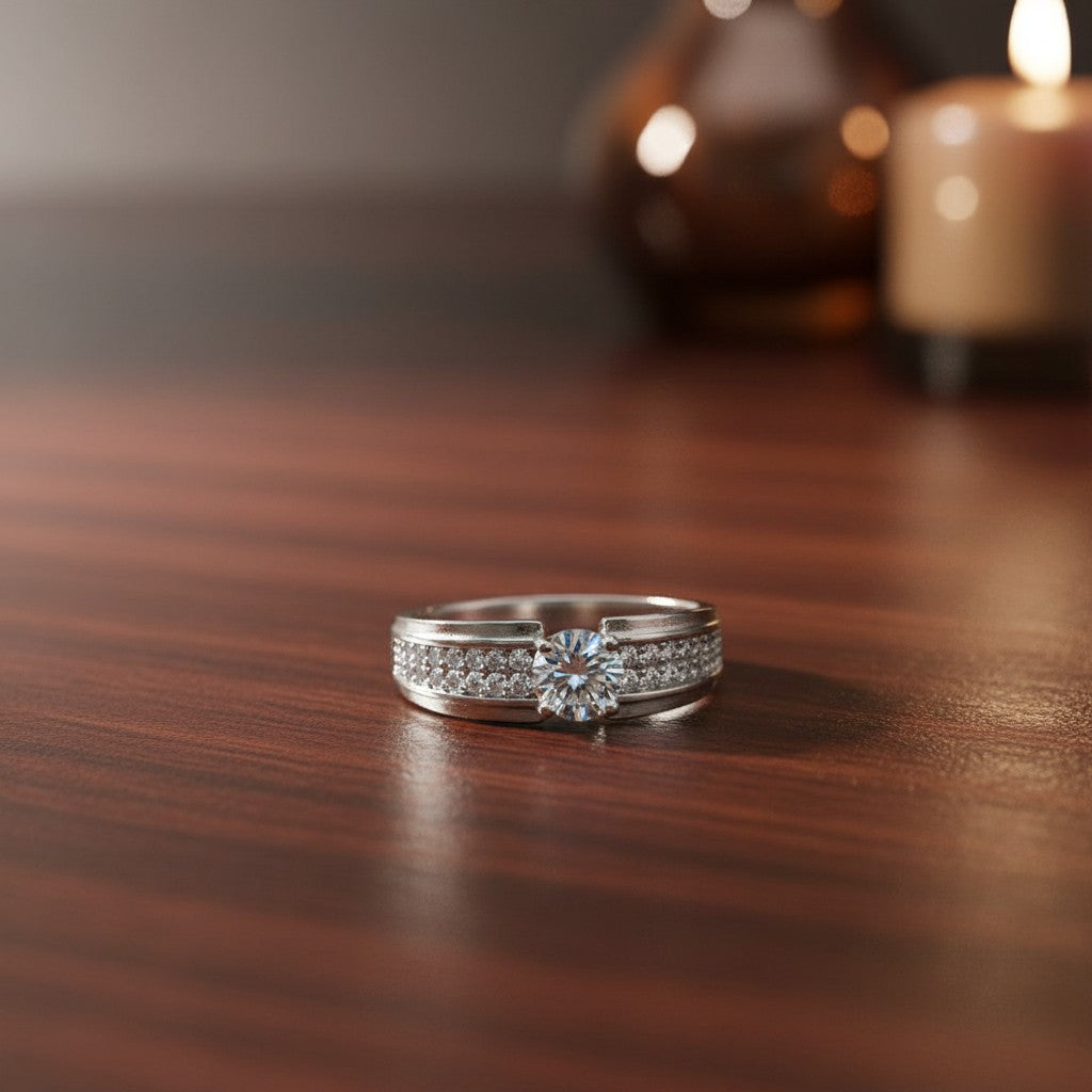 SilverStones.Pk Italian 925 sterling silver adjustable ring with white zircons and rhodium plating.