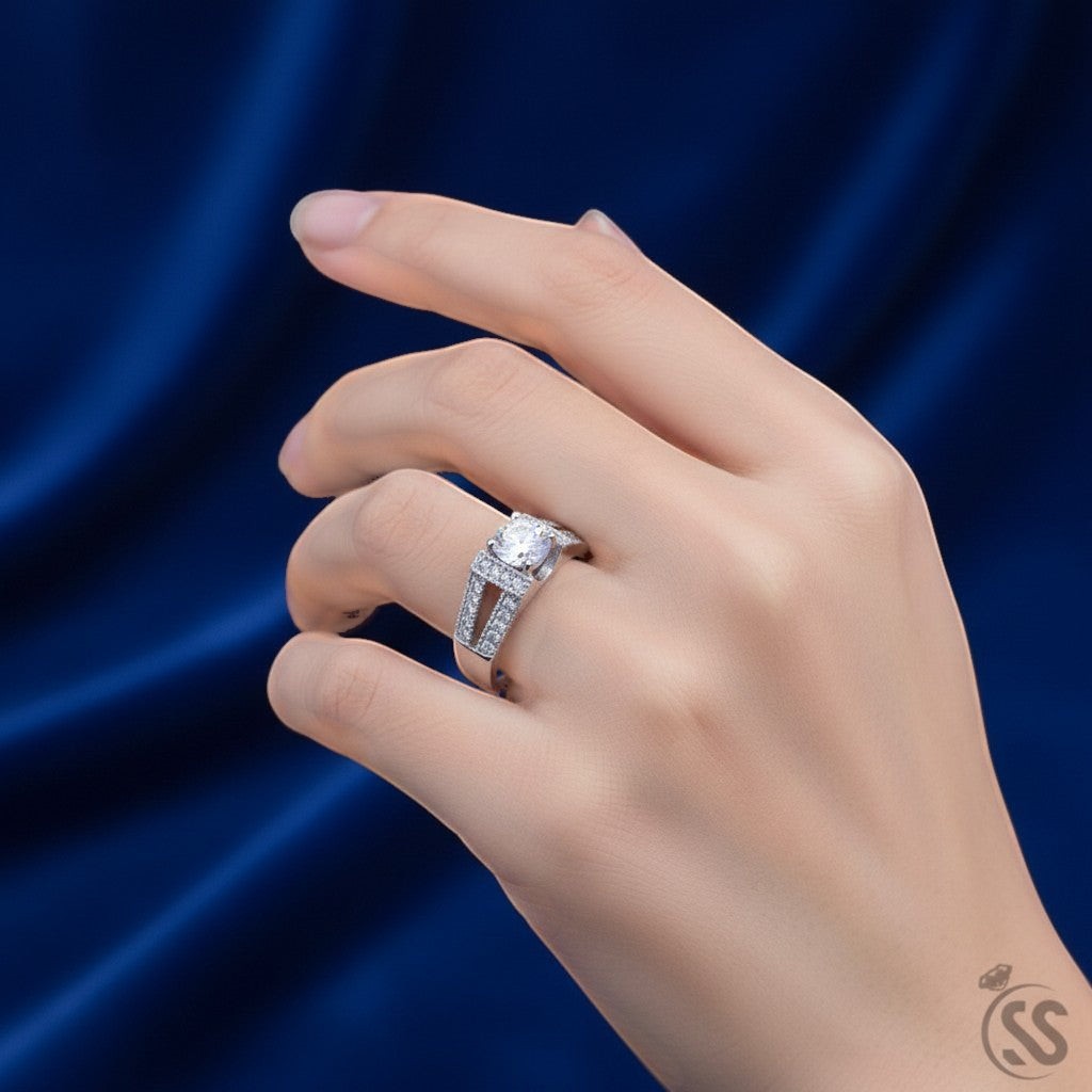 SilverStones.Pk 925 Italian sterling silver ladies ring with a central zircon and pave zircon accents on the band. Elegant, hypoallergenic.