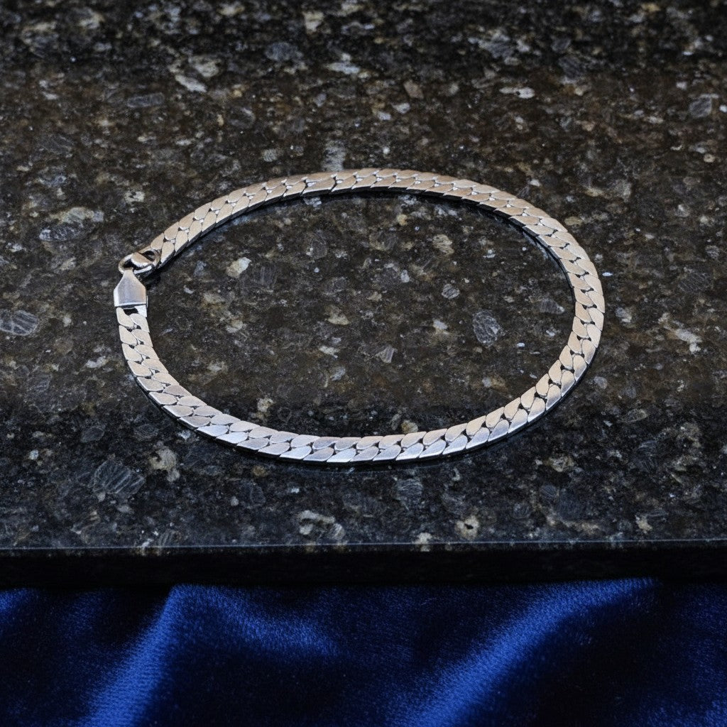 SilverStones.Pk men's 6mm stainless steel Cuban link bracelet with lobster clasp. Heavy look, premium finish.