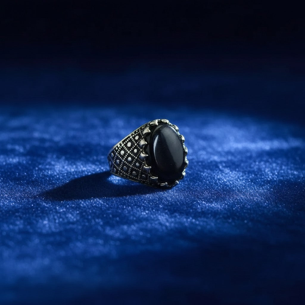SilverStones.Pk men's oval black aqeeq stone ring in authentic Turkish silver with intricate detailing.