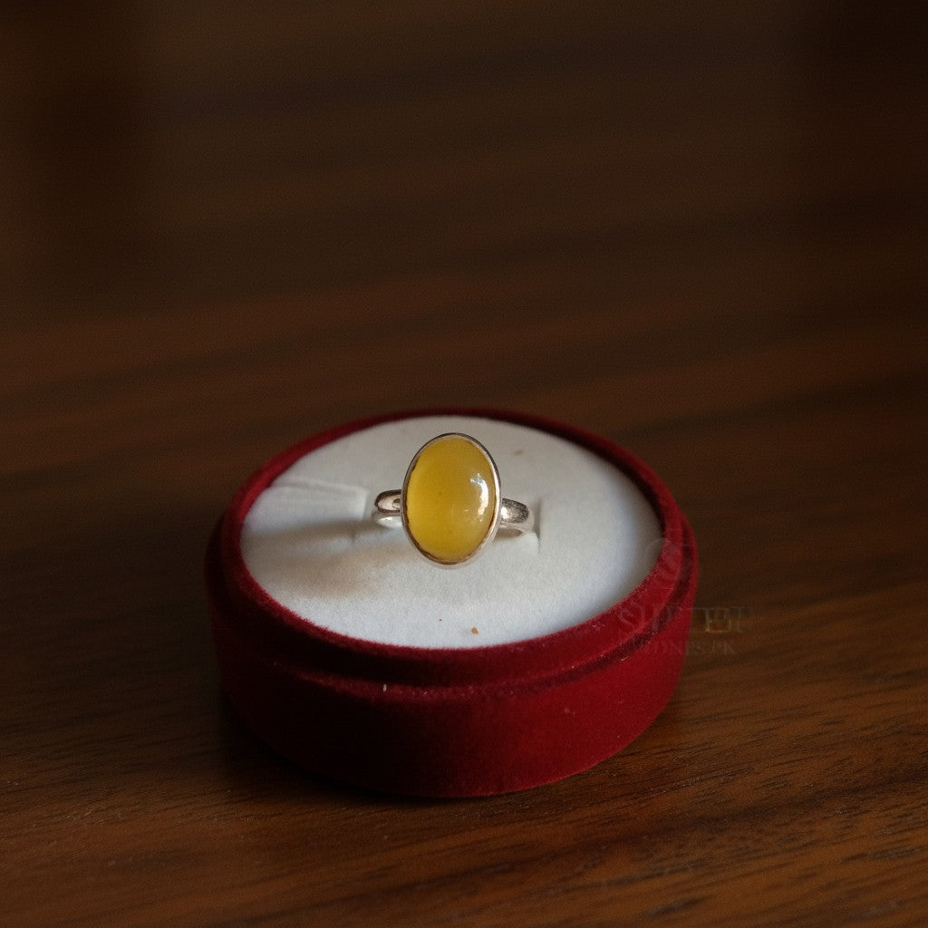 SilverStones.Pk handmade oval yellow real aqeeq gemstone ring set in sterling silver.